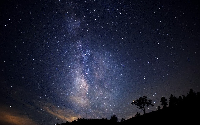日本一の星空（阿智村：スタービレッジ阿智誘客促進協議会）
